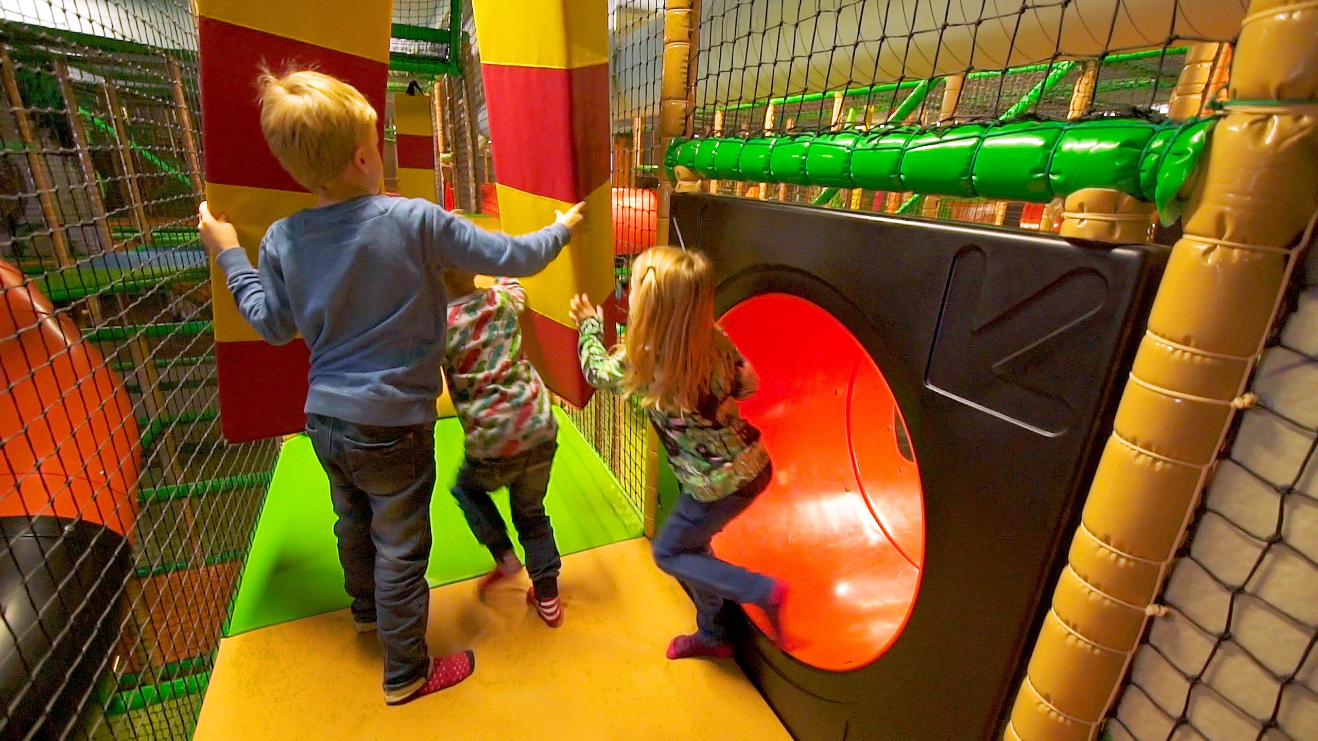 Rainy Day in Highland: Indoor Family Entertainment Options