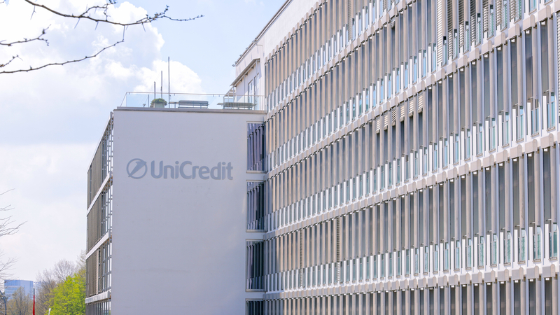 UniCredit