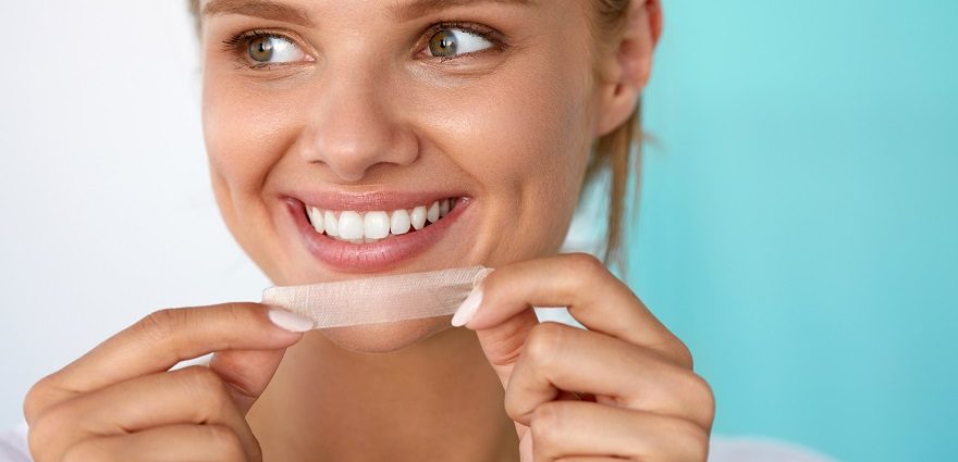 Teeth Whitening Solutions: Professional vs. At-Home Methods