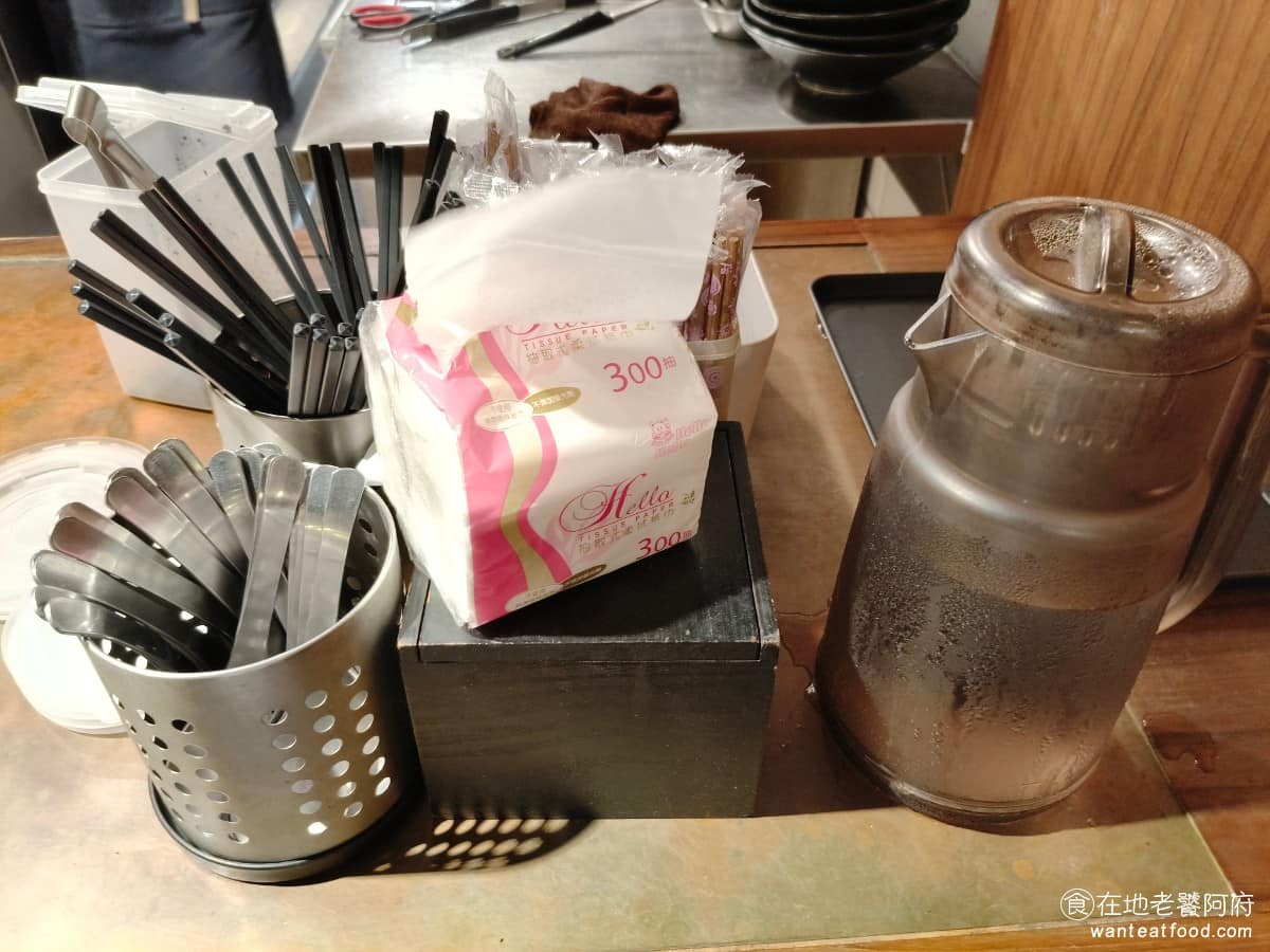 VEGE CREEK 蔬河內湖瑞光店 蔬河內湖瑞光店菜單 蔬河內湖瑞光店推薦 內湖區美食 內湖美食 餐具是自取的,店內還有提供免費的冰開水。 @在地老饕阿府