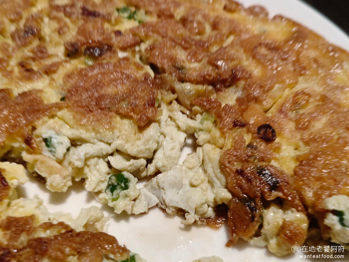 興蓬萊台菜餐廳大葉高島屋店 興蓬萊台菜餐廳大葉高島屋店菜單 興蓬萊台菜餐廳大葉高島屋店推薦 裡面蔥放得很多，蔥香很明顯，只是菜脯的比例偏低，吃起來菜脯味不太明顯，味道整體偏甜。 @在地老饕阿府