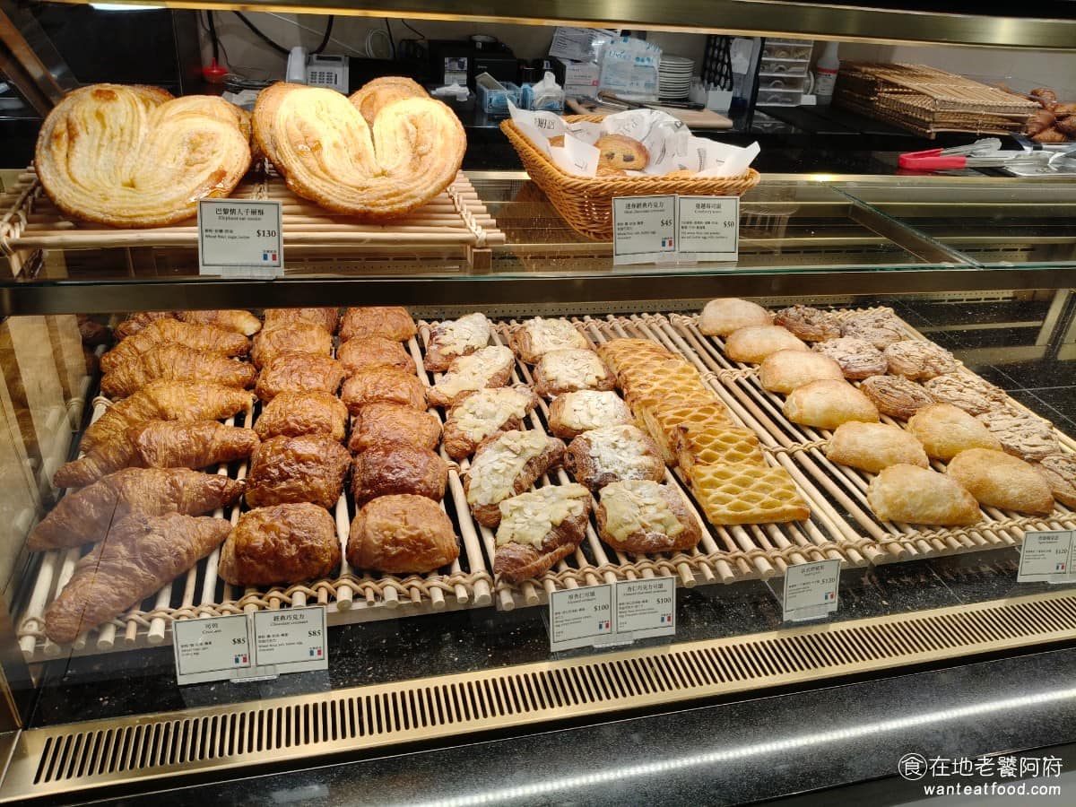 PAUL 台北大直忠泰店 台北大直忠泰店菜單 台北大直忠泰店推薦 中山區美食 中山美食 劍南路站美食 不管到哪個國家,PAUL強調的東西基本沒變,就是用真材實料、花時間發酵、靠傳統工藝做麵包,所以即使分店多,烘焙的標準還是維持一致。 @在地老饕阿府