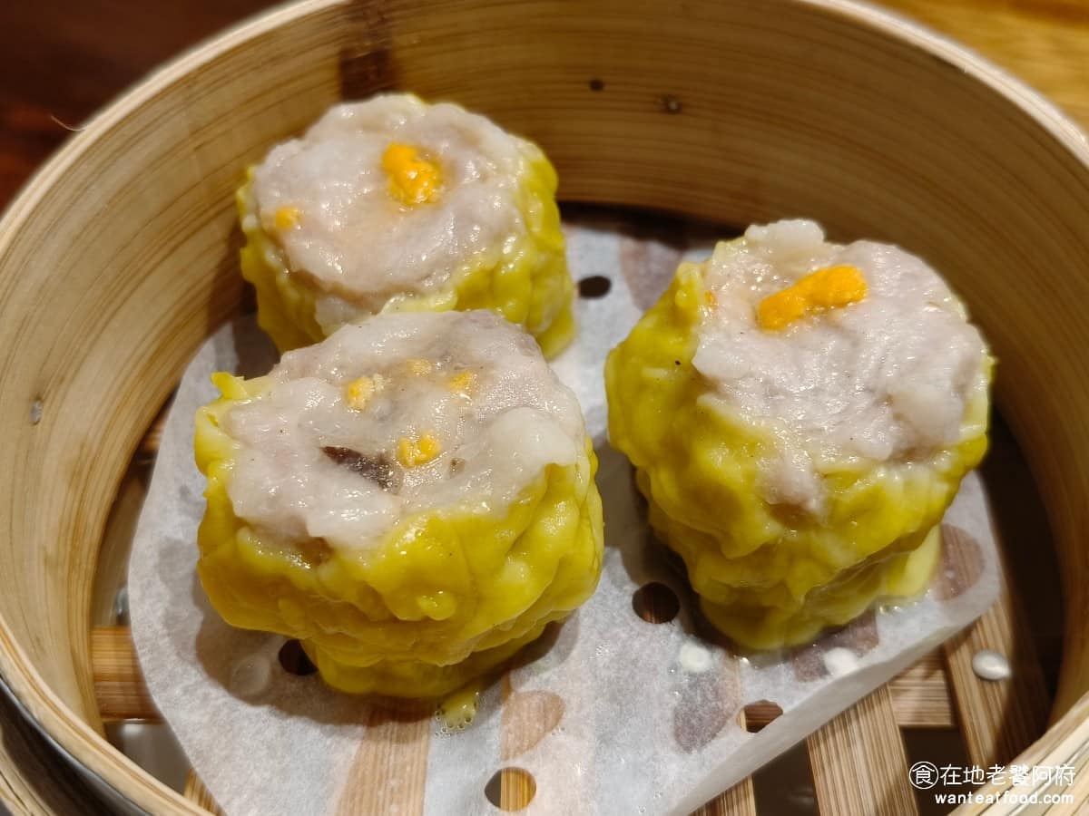 十二月粥品 茶飲 私房菜 台北小巨蛋店 台北小巨蛋店菜單 台北小巨蛋店推薦 松山區美食 松山美食 蟹黃燒賣 @在地老饕阿府