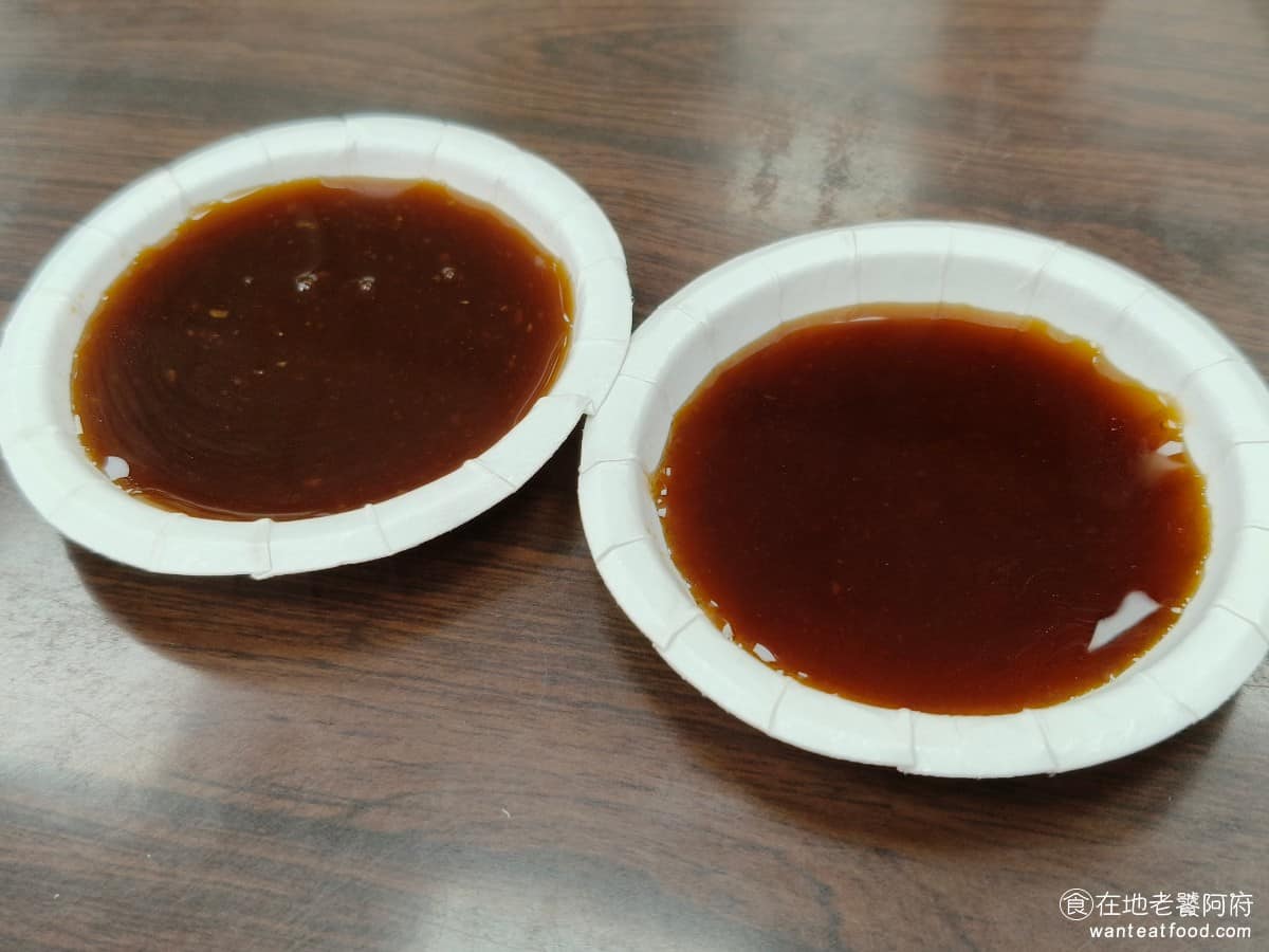珍香鍋貼水餃專賣店 珍香鍋貼水餃專賣店菜單 珍香鍋貼水餃專賣店推薦 中和區美食 中和美食 蒜味醬油膏和黑醋 @在地老饕阿府