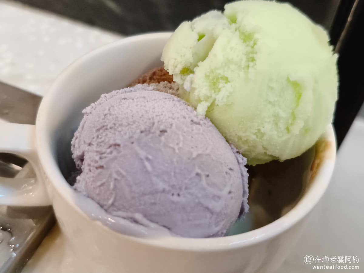 我家牛排松山撫遠店 我家牛排松山撫遠店菜單 我家牛排松山撫遠店推薦 松山區美食 松山美食 小美冰淇淋 小美冰淇淋，個人覺得比另外一個冰淇淋品牌客惟您，好吃很多，畢竟也是台灣的老品牌之一，巧克力和芋頭，味道都非常香濃。 @在地老饕阿府