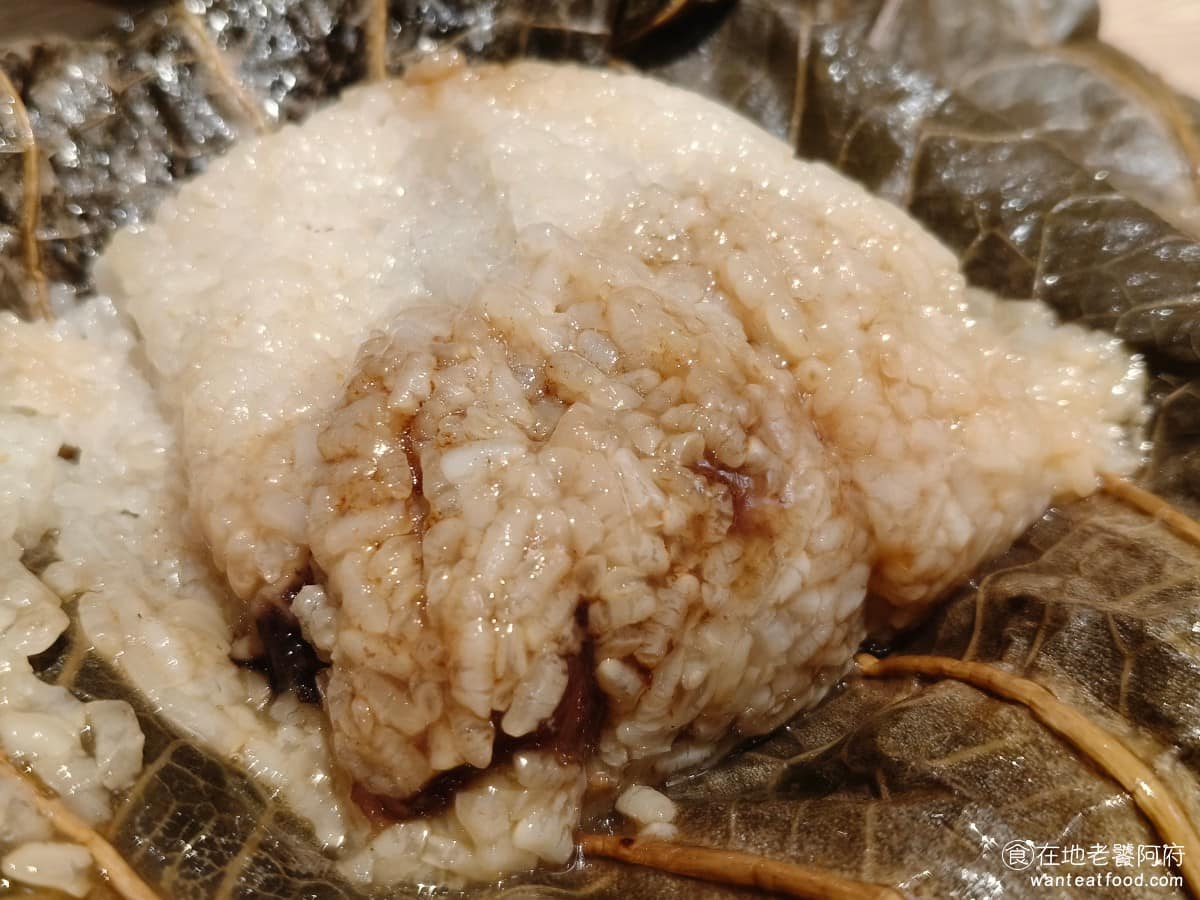 添好運南港三井店 添好運南港三井店菜單 添好運南港三井店推薦 南港區美食 南港美食 但感覺蒸的時間稍長了一點,如果能縮短一些,讓米飯保留多一點顆粒感,可能會更好。 @在地老饕阿府