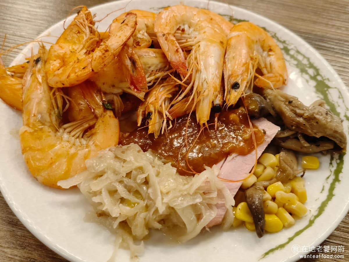 漢來海港台北天母SOGO店 漢來海港台北天母SOGO店菜單 漢來海港台北天母SOGO店推薦 各式海鮮：大蝦、花枝、蛤蜊、淡菜、章魚、風螺、扇貝都有，補貨速度快，海鮮鮮度整體OK。 @在地老饕阿府