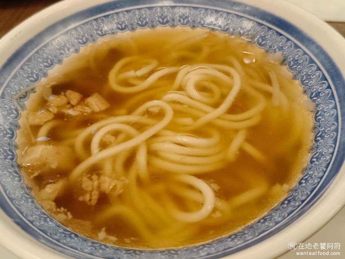 漢來海港台北天母SOGO店 漢來海港台北天母SOGO店菜單 漢來海港台北天母SOGO店推薦 擔仔麵 味道吃起來還不錯，麵條口感好，裡面還有滿滿的肉燥，比預期中的好吃。 @在地老饕阿府