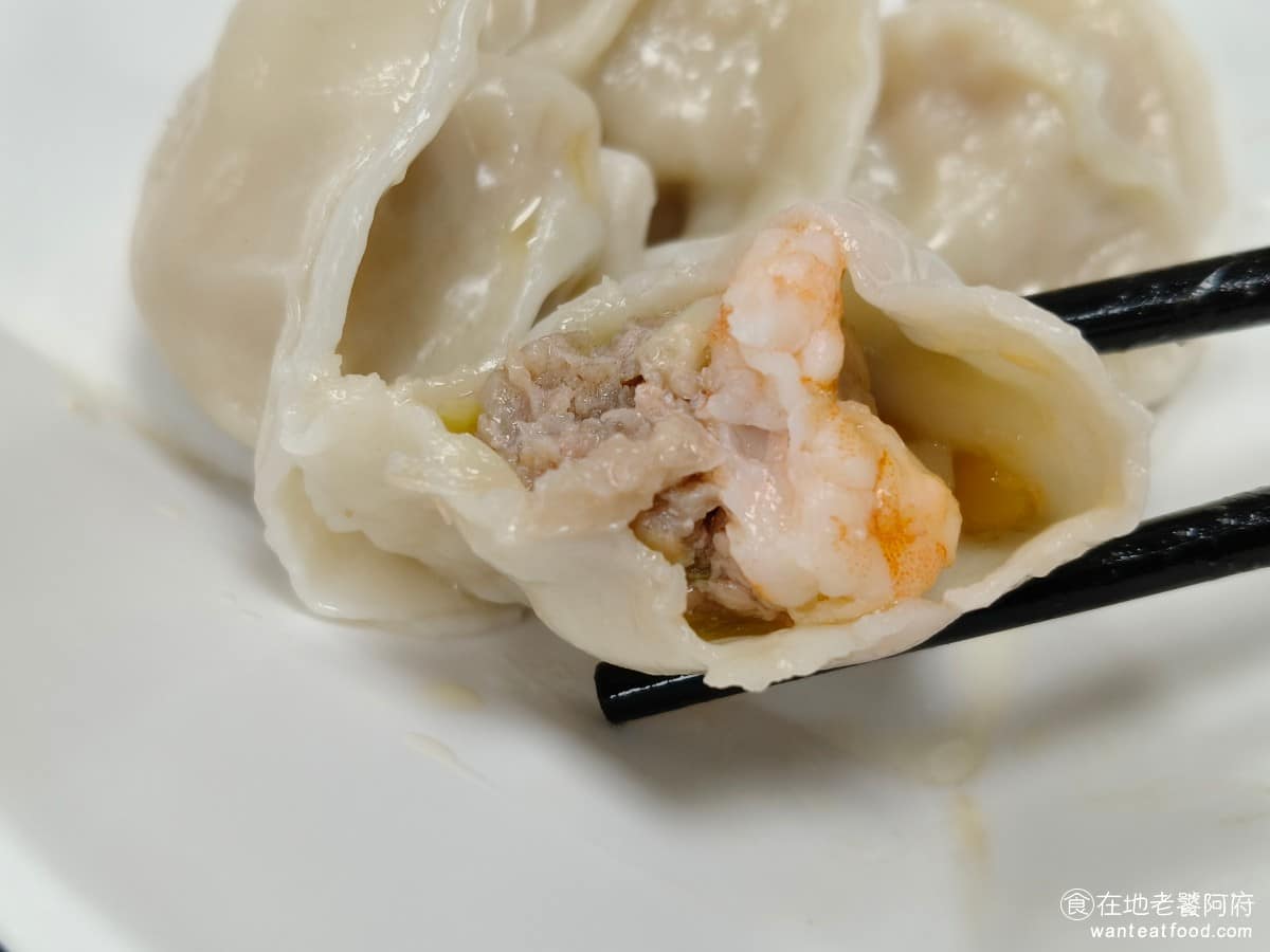 新娘子麵館（忠孝店） 新娘子麵館（忠孝店）菜單 新娘子麵館（忠孝店）推薦 信義區美食 信義美食 蝦子吃起來很新鮮，外皮口感煮的軟，吃起來很舒服。 @在地老饕阿府