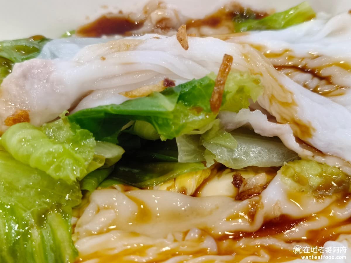 海邊腸粉 海邊腸粉菜單 海邊腸粉推薦 淡水區美食 淡水美食 中式料理 廣東腸粉 整體表現都還不錯，只是油蔥酥部分得太少，香氣完全感受不到，算是比較可惜的地方。 @在地老饕阿府