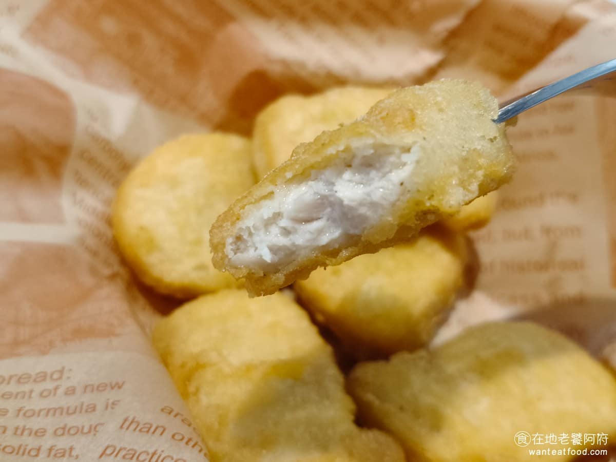 麥哲倫美式炸雞永和永元店 麥哲倫美式炸雞永和永元店菜單 麥哲倫美式炸雞永和永元店推薦 不過雞肉本身的調味偏淡，沒有太突出的味道，也沒有提供沾醬，算是普通水準。 @在地老饕阿府