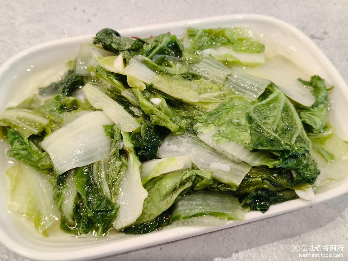 五燈獎 五燈獎菜單 五燈獎推薦 三重區美食 三重美食 三重國小美食 台灣小吃 豬腳 滷肉飯 燙青菜 種類每天不同，調味清爽份量給得還算大方，是少數不偏甜的品項。 @在地老饕阿府