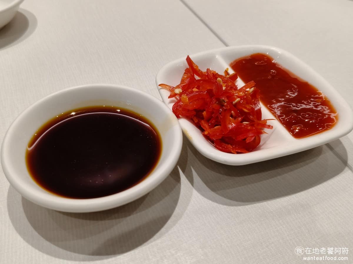 點點心台灣林口三井店 點點心台灣林口三井店菜單 點點心台灣林口三井店推薦 林口區美食 林口美食 桌上有提供醬油,如果需要辣椒和辣椒醬,可以和店員詢問。 @在地老饕阿府