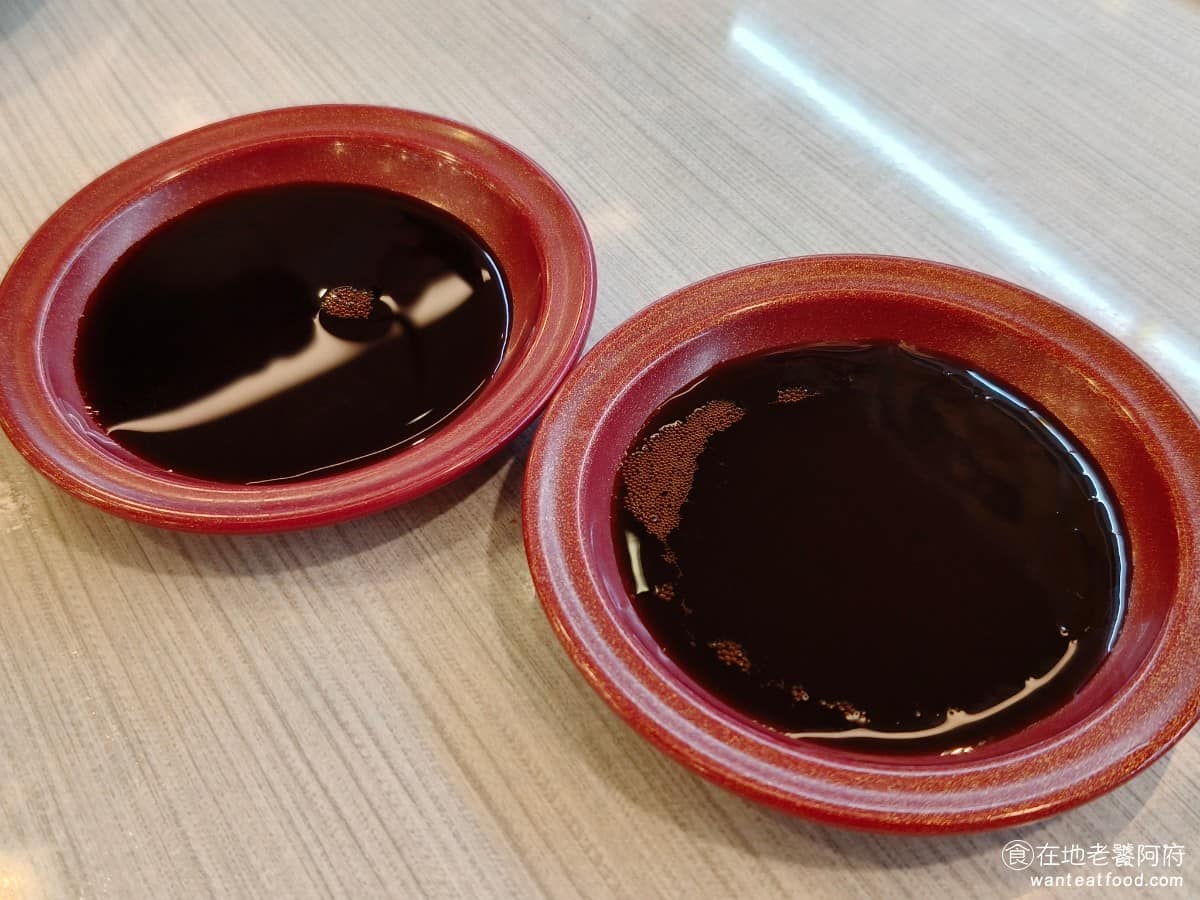 はま寿司台中麗寶店 はま寿司台中麗寶店菜單 はま寿司台中麗寶店推薦 后里區美食 后里美食 日式料理 醬油的口味還蠻多的,有九州口味的,也有昆布口味的,九州口味吃起來比較甜,好像在日本也有南部口味比較甜的這一種說法。 @在地老饕阿府
