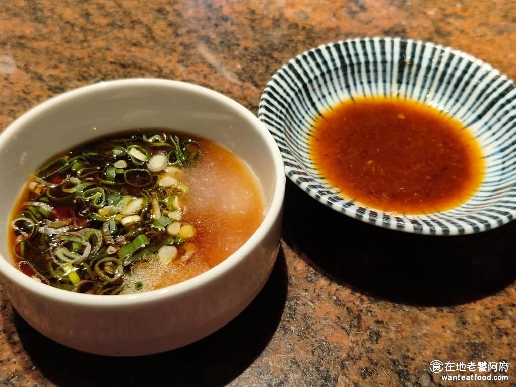 欣葉SHABU SHABU SHABU菜單 SHABU推薦 提供的醬汁有酸醋醬、沙茶醬。 @在地老饕阿府