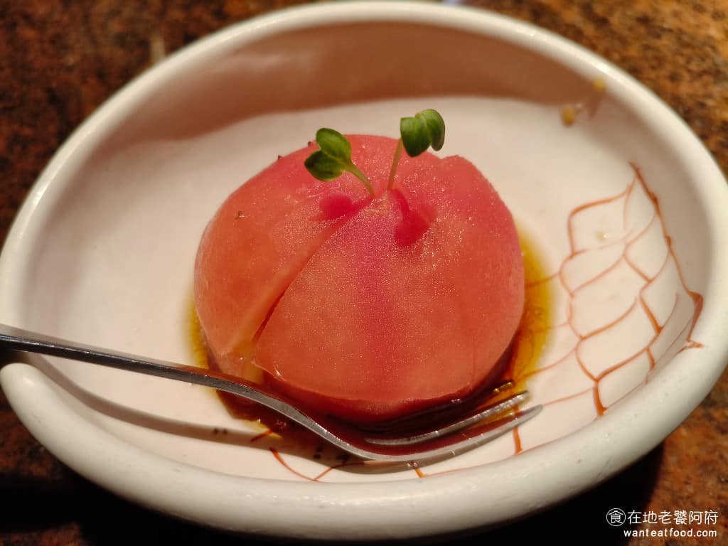 欣葉SHABU SHABU SHABU菜單 SHABU推薦 和風番茄 和風番茄沒有額外醃漬，吃的是原味，底下是和風醬汁，帶點微酸不膩口。 @在地老饕阿府