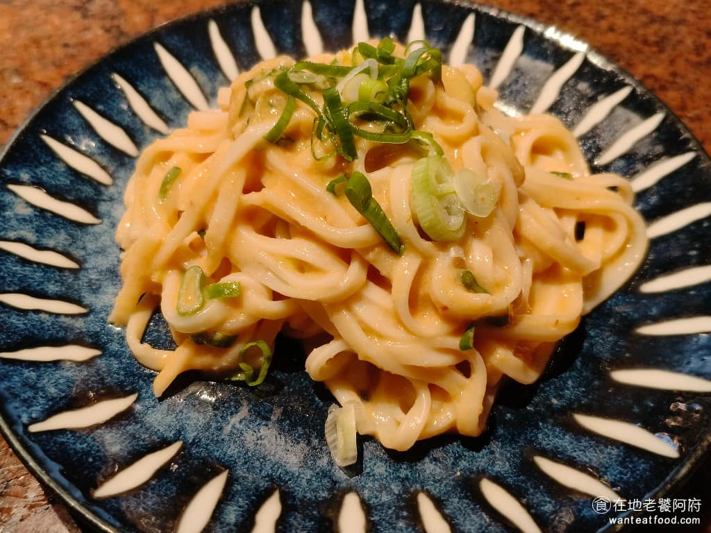 欣葉SHABU SHABU SHABU菜單 SHABU推薦 黃金玉麵 黃金玉麵口感像是日本的細烏龍，搭配胡麻醬做成熱拌麵，吃起來很有麻醬麵的感覺，可說是「胡麻醬麵」，非常有特色。 @在地老饕阿府