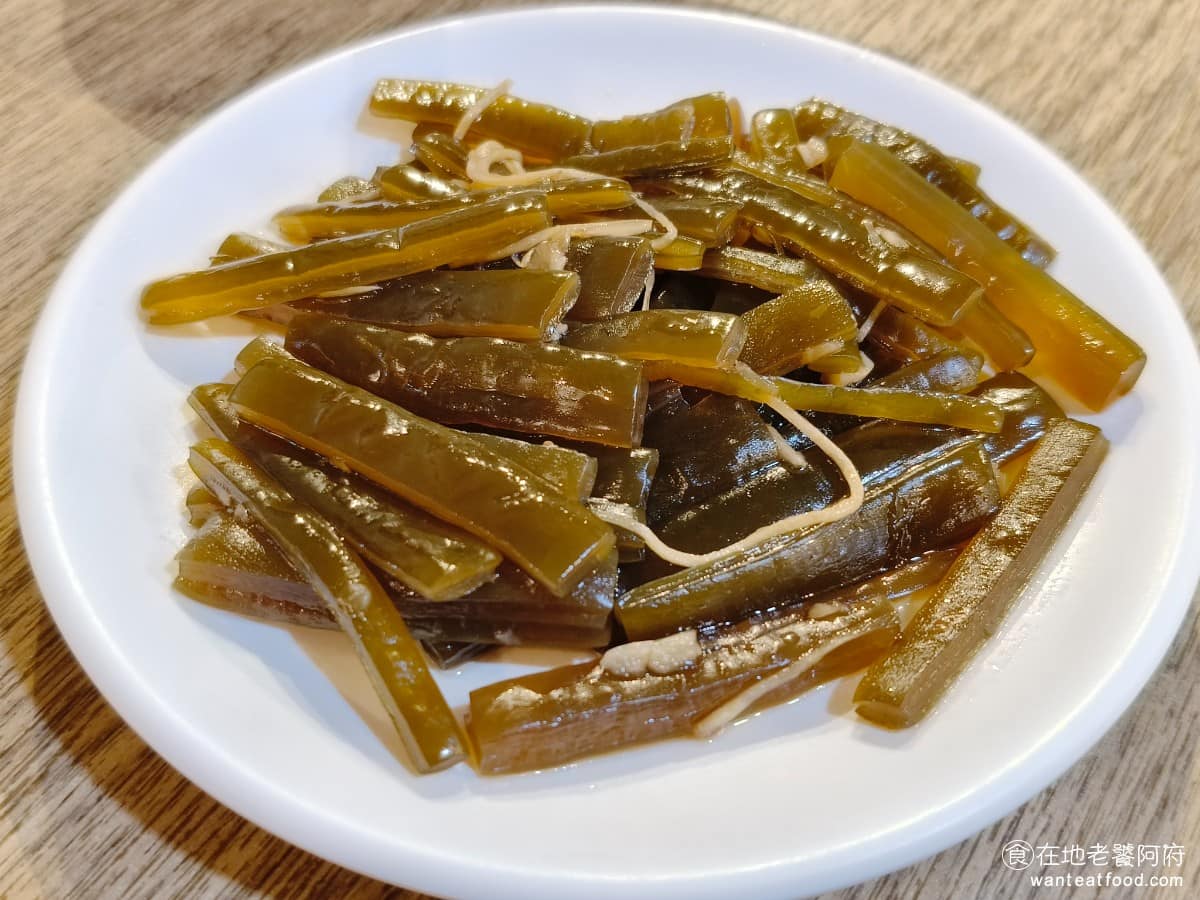 蘇杭點心店 蘇杭點心店菜單 蘇杭點心店推薦 中正區美食 中正美食 古亭美食 中式料理 小籠包 小菜海帶 小菜的種類不少,醃漬得入味,不管是海帶,還是黑木耳,吃起來都很開胃。 @在地老饕阿府