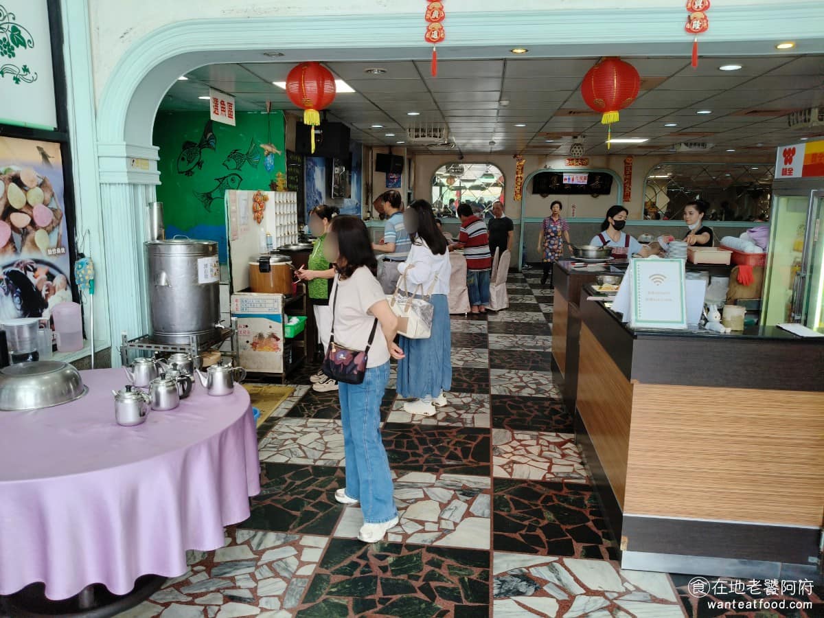 心蘭餐廳 心蘭餐廳菜單 心蘭餐廳推薦 龍潭區美食 龍潭美食 台式料理 活魚 活魚以斤計價，每斤 190 元，每加一種料理方式，加 180 元，免收服務費，算法透明，人多吃更划算。 @在地老饕阿府