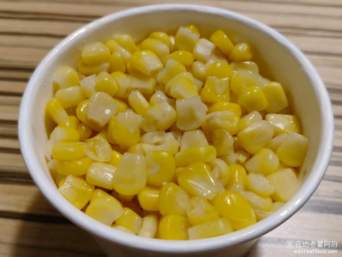 德州美墨炸雞天母店 德州美墨炸雞天母店菜單 德州美墨炸雞天母店推薦 士林區美食 士林美食 美式料理 甜玉米 玉米的口感非常甜,吃起來也非常的脆,份量給得很多,底下有很多的湯汁,甚至可以當成湯喝。 @在地老饕阿府