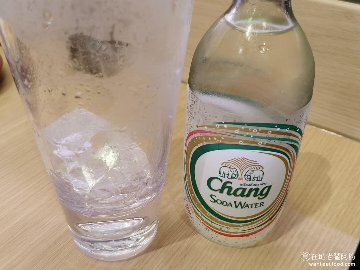 スシロー壽司郎台北內湖美麗華店 スシロー壽司郎台北內湖美麗華店菜單 泰象氣泡水 完全無糖的氣泡水，味道和開水一樣，搭配起來，非常清爽。 @在地老饕阿府