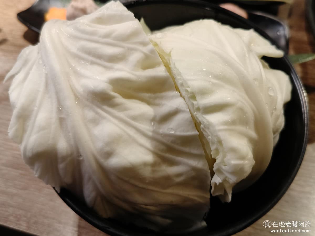 問鼎 皇上吉祥麻辣養生鍋忠孝店 皇上吉祥麻辣養生鍋忠孝店菜單 皇上吉祥麻辣養生鍋忠孝店推薦 高麗菜 @在地老饕阿府