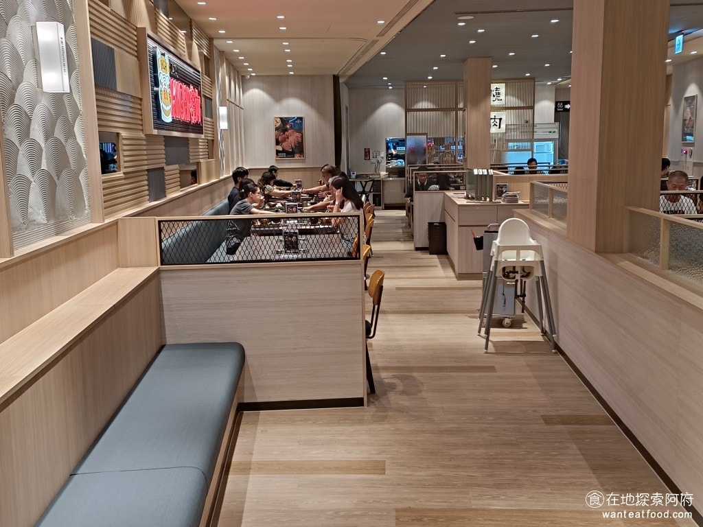 燒肉 IKIGAI 內科 燒肉套餐 一人燒肉 等候區也有沙發可以坐 @在地老饕阿府