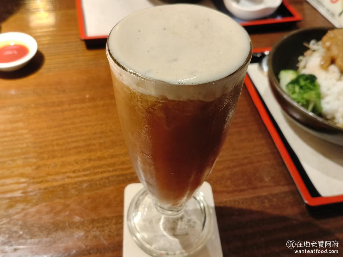 春水堂西湖店 春水堂西湖店菜單 春水堂西湖店推薦 內湖區美食 內湖美食 西湖美食 冰梅凍飲 茶香味很濃,梅子酸度明顯,喝起來非常開胃,不怕酸的人可以點,很適合吃完鹹食後配著喝。 @在地老饕阿府