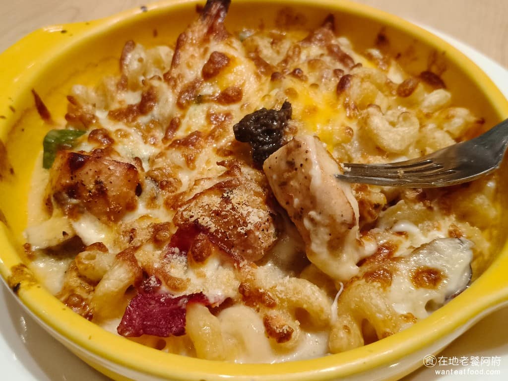 義式屋古拉爵家樂福平鎮店 美食