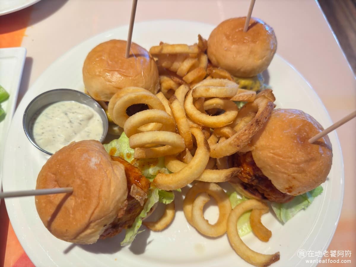 Hooters 遠百竹北店 美食 美式料理 肋排、漢堡