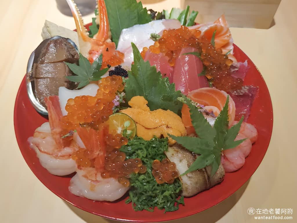 坐著做。海鮮丼飯專門店統領店 美食 日式料理 海鮮丼飯
