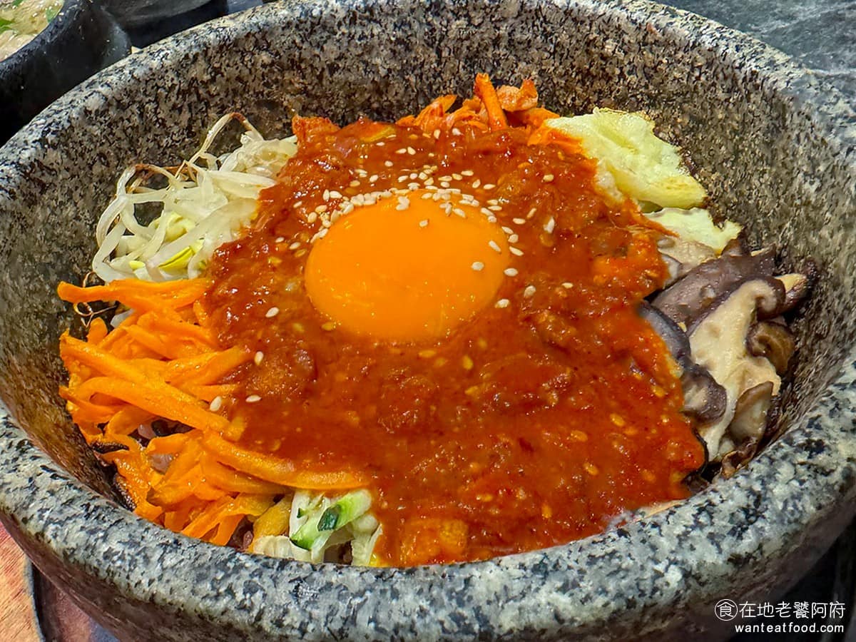 韓宮館韓國料理竹北店 竹北市美食 韓式料理 豆腐鍋 韓式拌飯 韓式炸雞