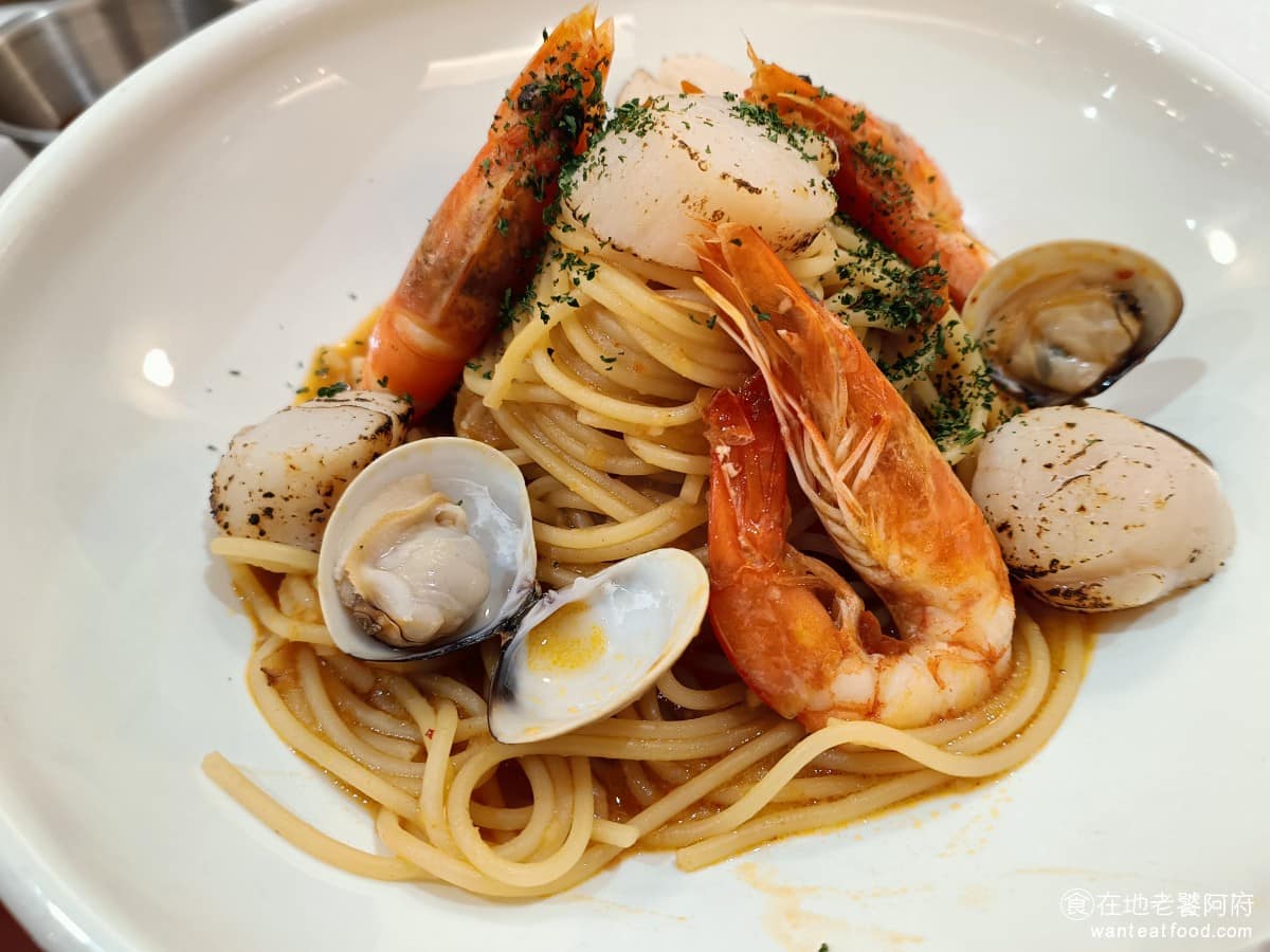 薄多義 Bite2Eat 宜蘭新月店 宜蘭市美食 義式料理 義大利麵