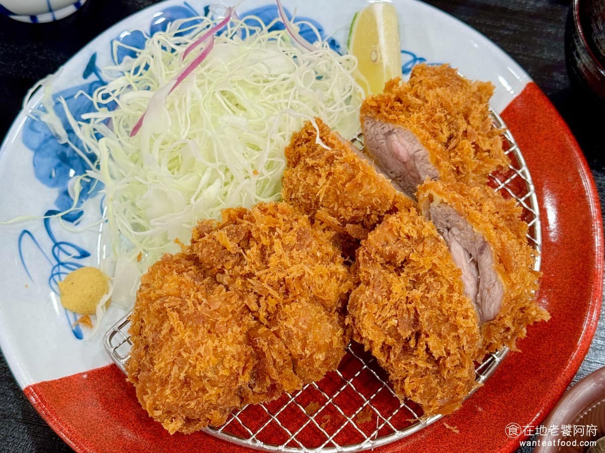 銀座杏子日式豬排文心家樂福店 南屯區美食 南屯美食