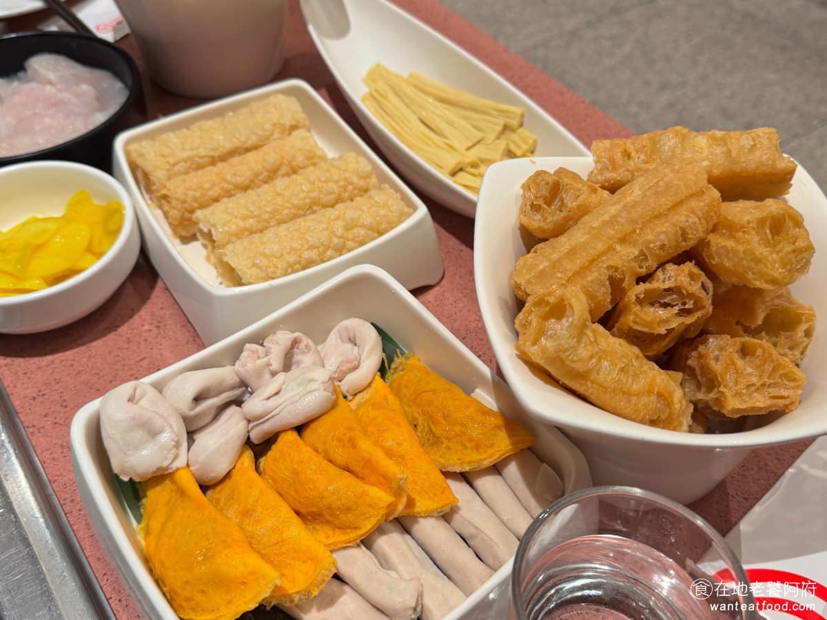 海底撈火鍋臺中大遠百店 西屯區美食 西屯美食