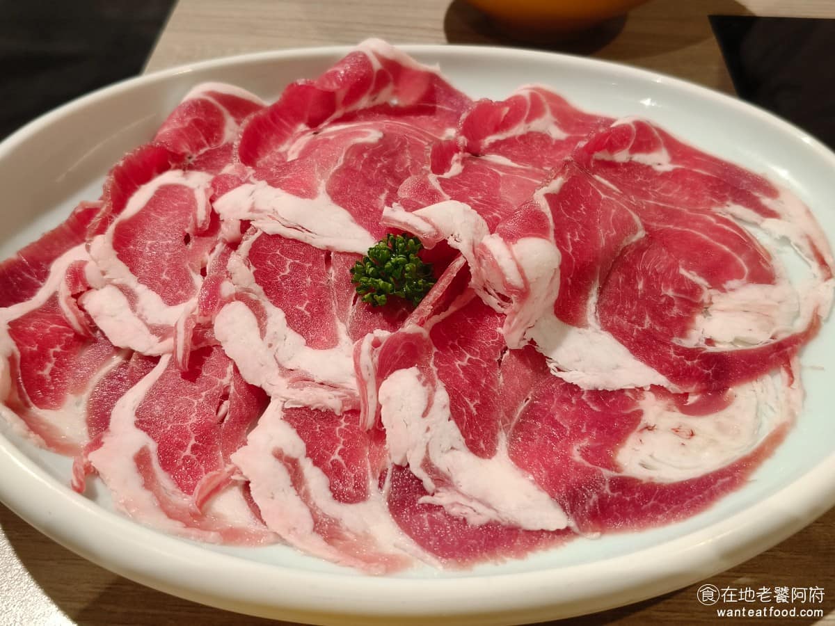 雞湯大叔文心秀泰店 雞湯大叔文心秀泰店菜單 南屯區美食 南屯美食