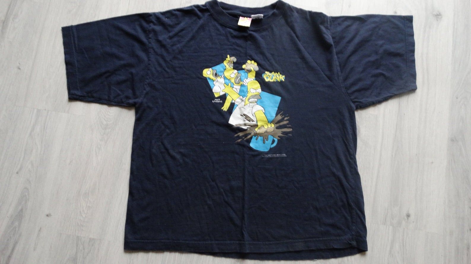 Vintage The Simpsons Homer Donut Slam Dunk Shirt Malcolm In The Middle Beavis And Butt-head Friends Jackass Happy Tree Friends Invader Zim