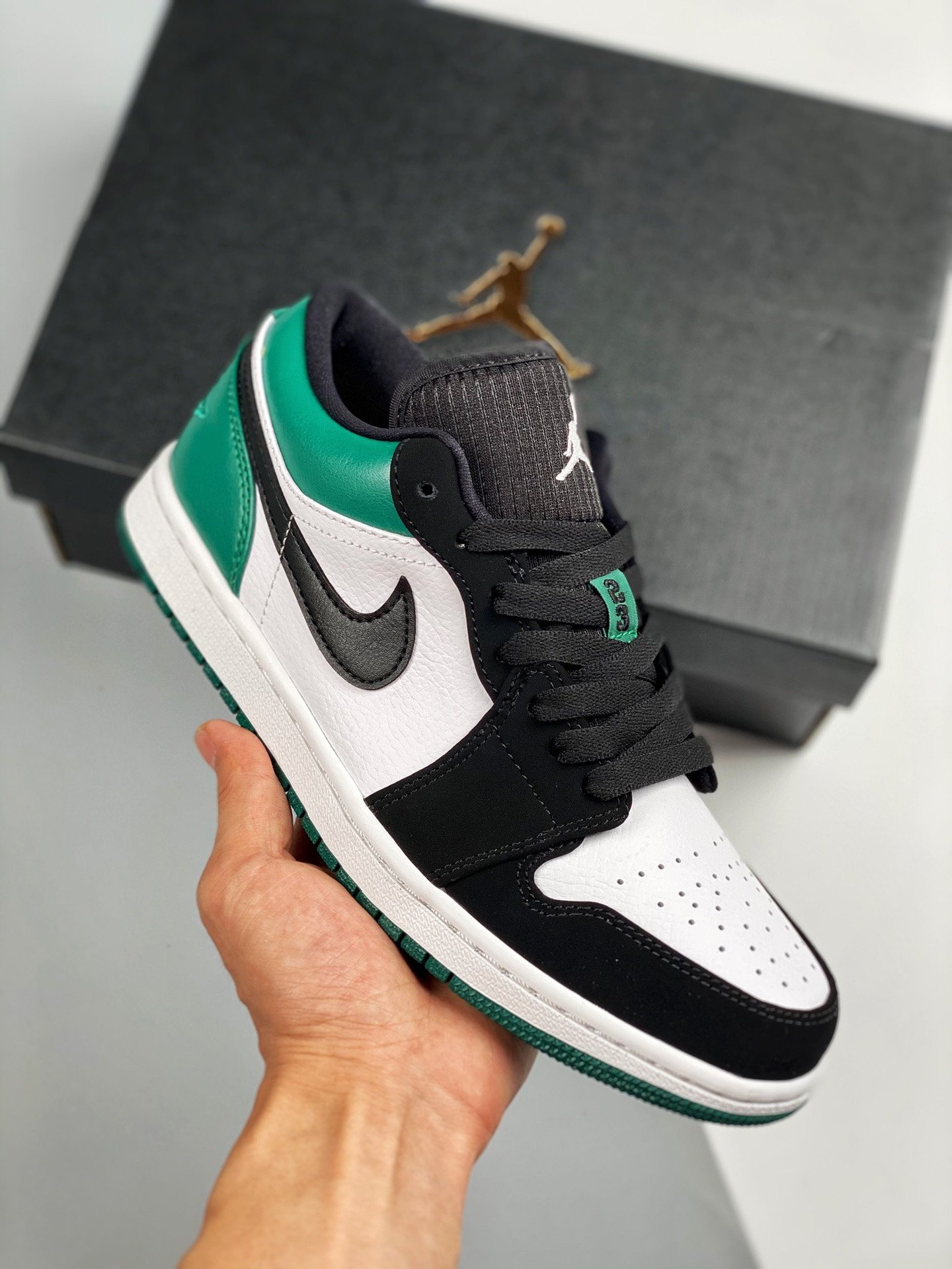 JD 1 Low WhiteBlack-Mystic Green 5341827