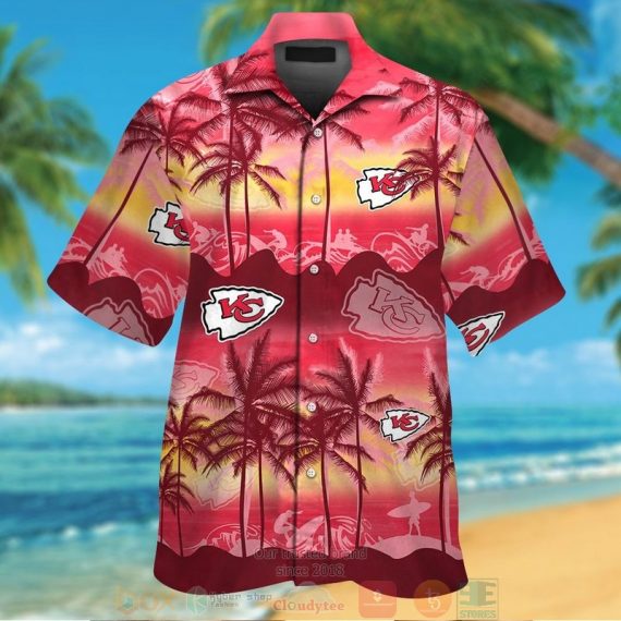 Gift For Husband Gift For Dad Kansas City Chiefs Palm Tree Hawaiian Shirt D35