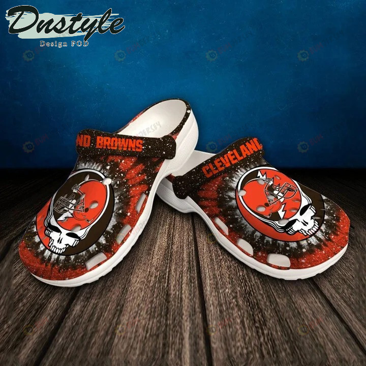 Cleveland Browns Skull Pattern Crocs Classic Clogs Shoes In Brown & Orange – Aop Clog