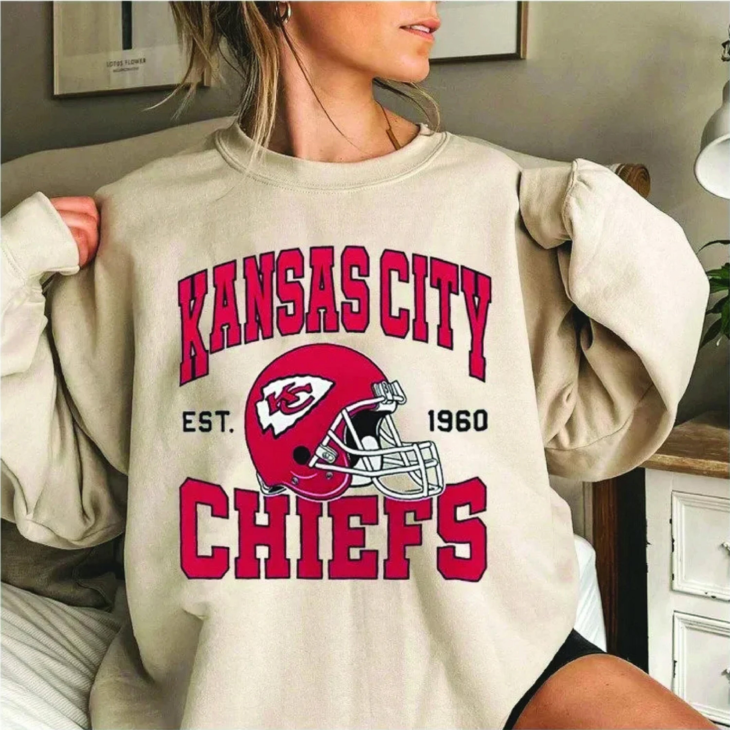 Kansas City Chiefs Sweatshirt, Vintage Kansas City Sweatshirt, Kansas Football Vintage Crewneck Hoodie, Retro 90s KC Unisex Sweater