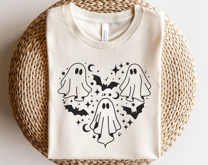 Vintage Halloween Sweatshirt, Ghost Halloween Shirt For Women, Fall Shirts, Halloween Sweater, Halloween Heart Shirt, Halloween Shirt It Girl Halloween Costumes