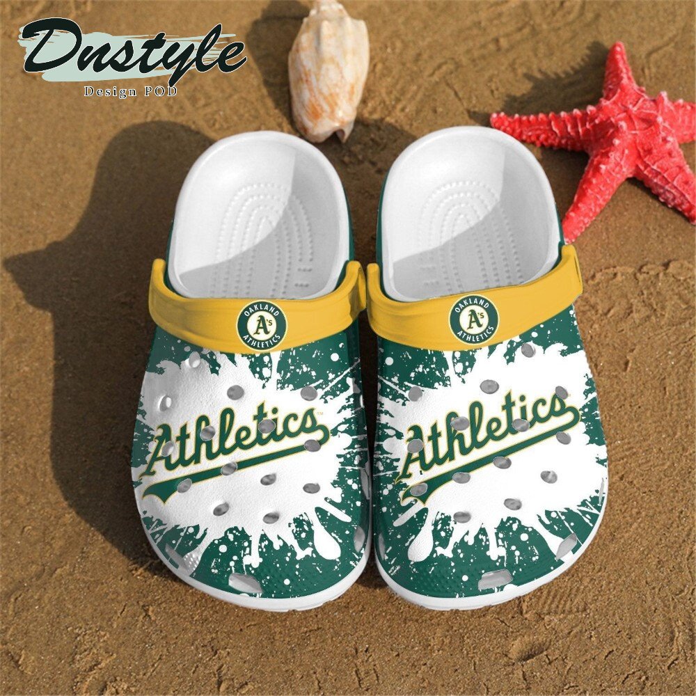 Oakland Athletics Logo Pattern Crocs Classic Clogs Shoes In Dark Green & White