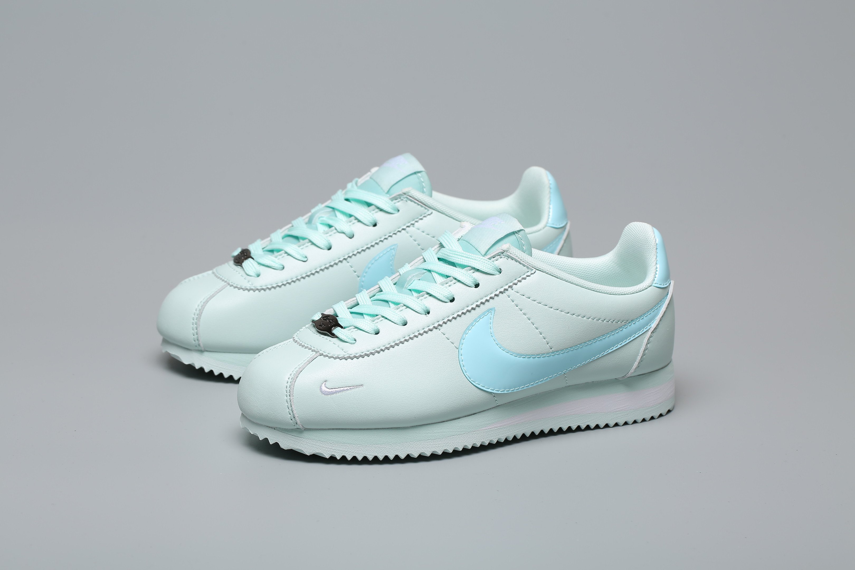 Nike Classic Cortez Premium ‘Barely Grey’ Women Shoes Sneakers SNK724694275