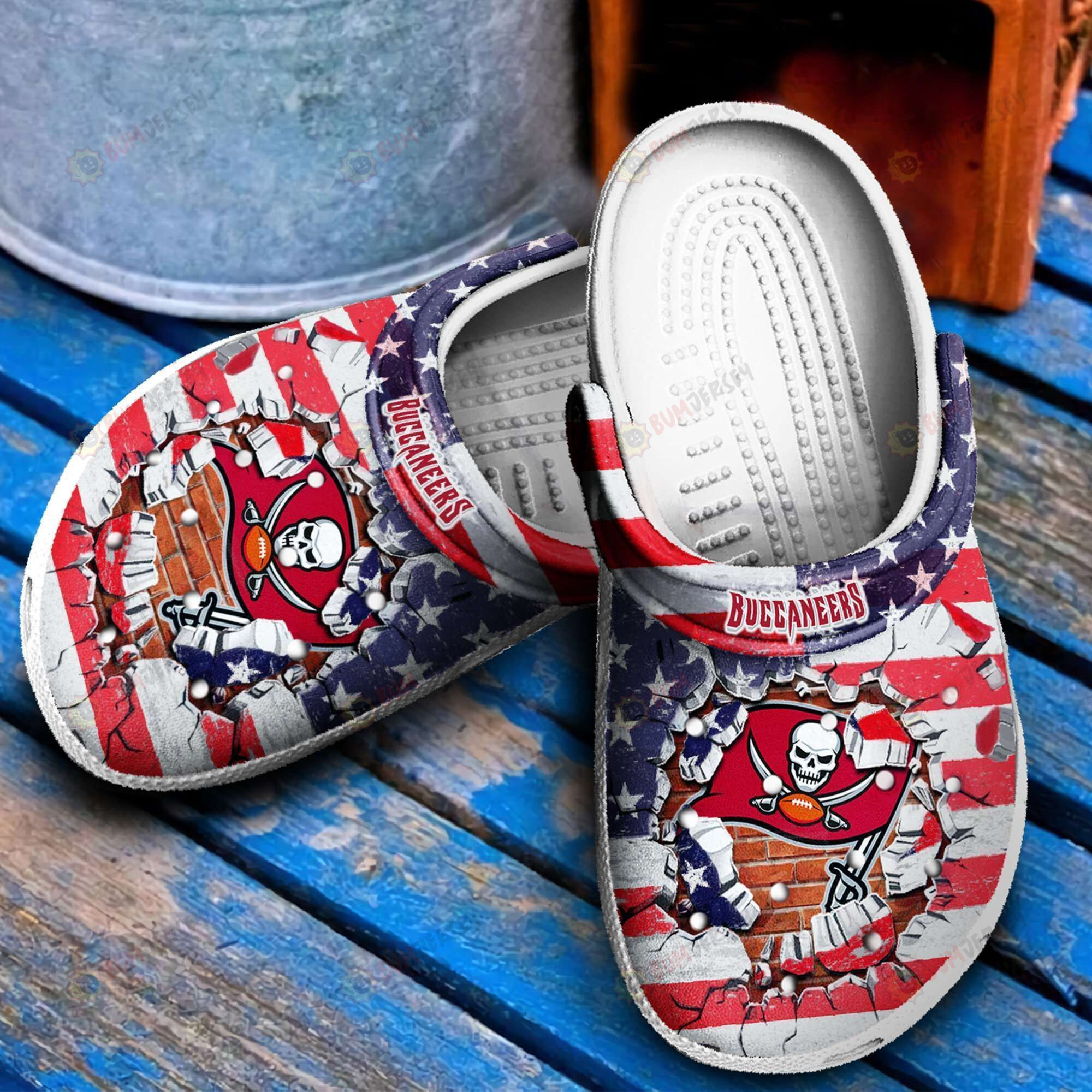 Tampa Bay Buccaneers Nfl American Flag Crocs Crocband Clog Comfortable Water Shoes – Aop Clog