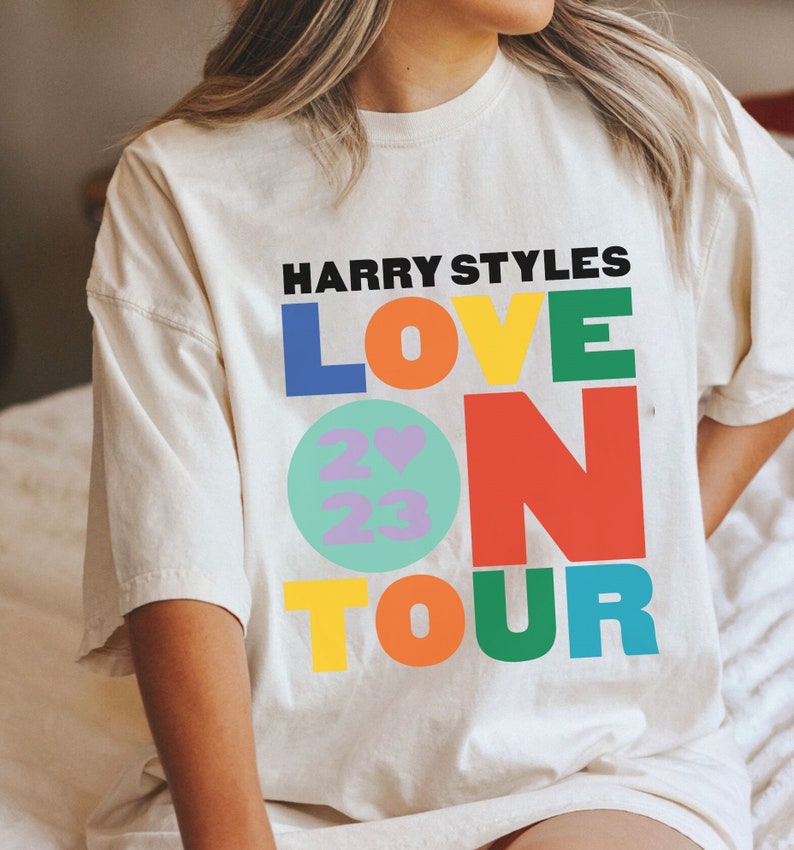 Harry Tour 2023 Shirt, Love On Tour 2023 Sweatshirt, Harry Shirt, Tour 2023 Shirt, Retro Pop King, Hoodie Vintage, Harrytos, Style Merch