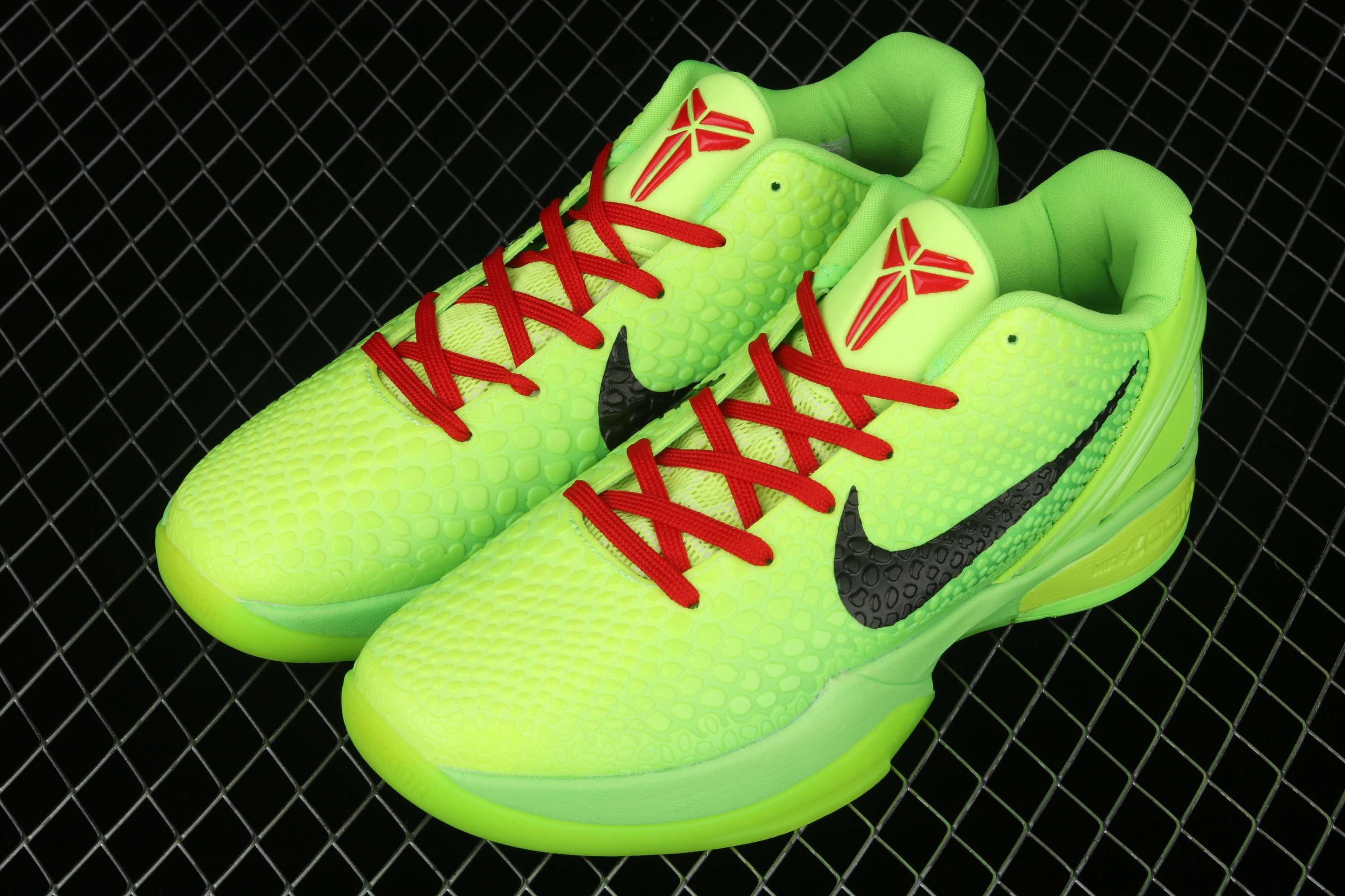 Kobe 6 Protro Protro Grinch Shoes Sneakers, Men SNK183254833