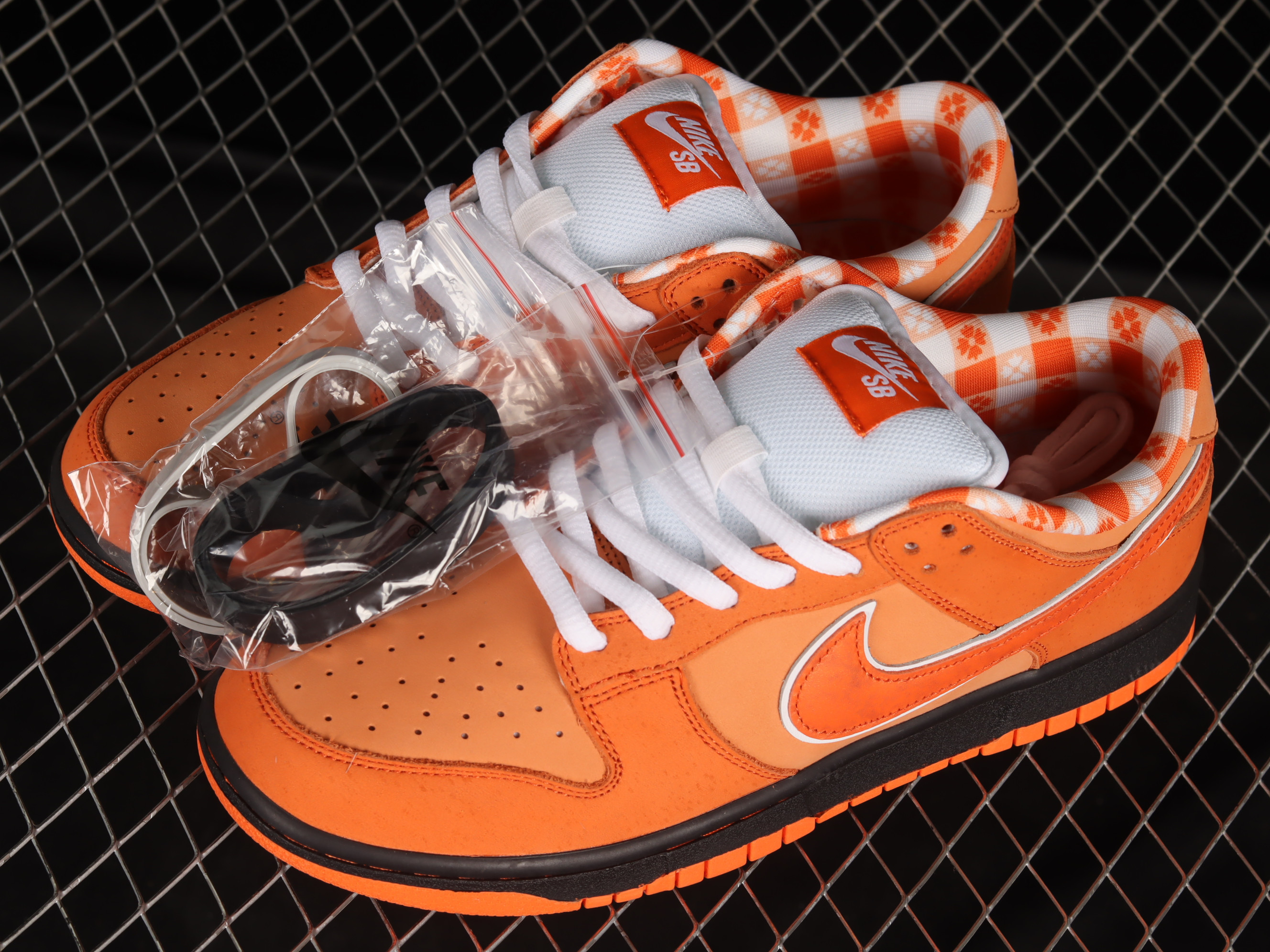 Concepts x Nike SB Dunk Low Orange Lobster Shoes Sneakers SNK786768862