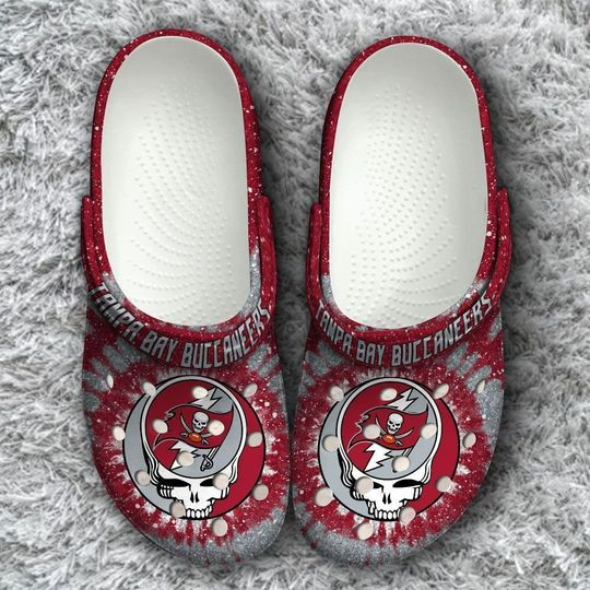 Tampa Bay Buccaneers Grateful Dead Crocs Classic Clogs Shoes In Red