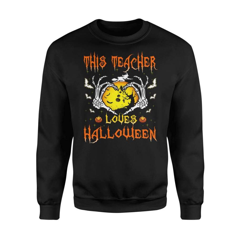 Teacher – This Teacher loves Halloween – Premium Fleece Sweatshirt